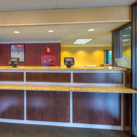 Red Roof Inn Memphis East מראה חיצוני תמונה