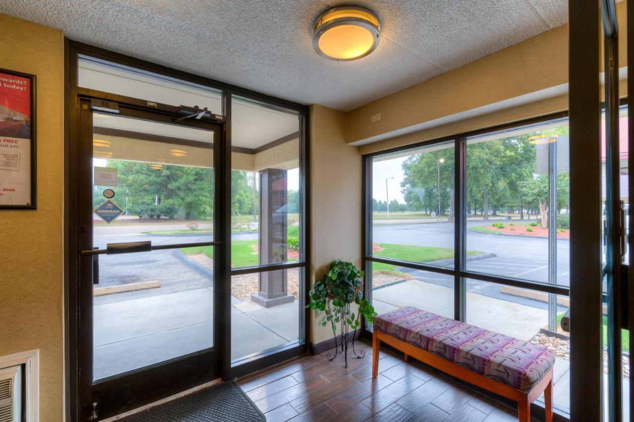 Red Roof Inn Memphis East מראה חיצוני תמונה