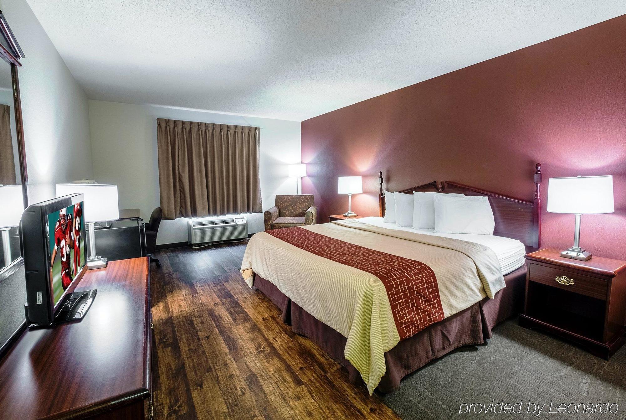 Red Roof Inn Memphis East מראה חיצוני תמונה